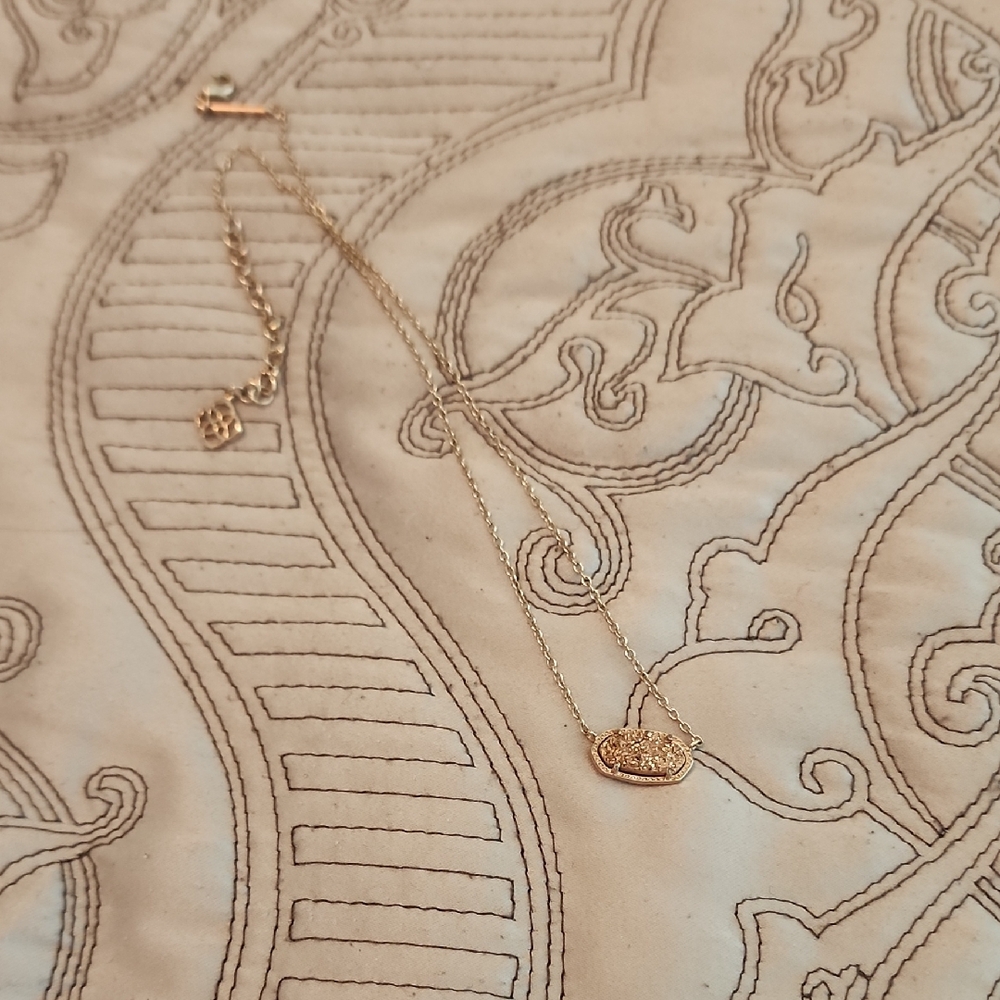 Kendra Scott Gold Pendant Necklace
